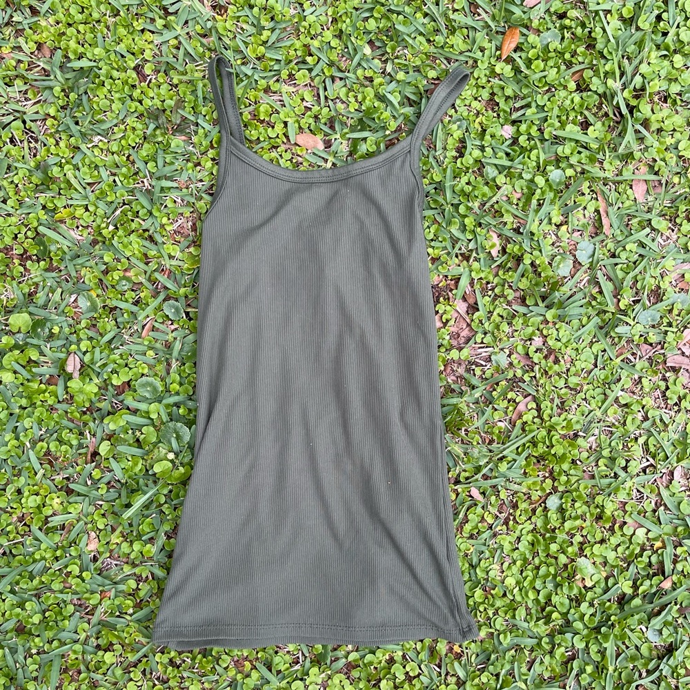 bella swan, green tank